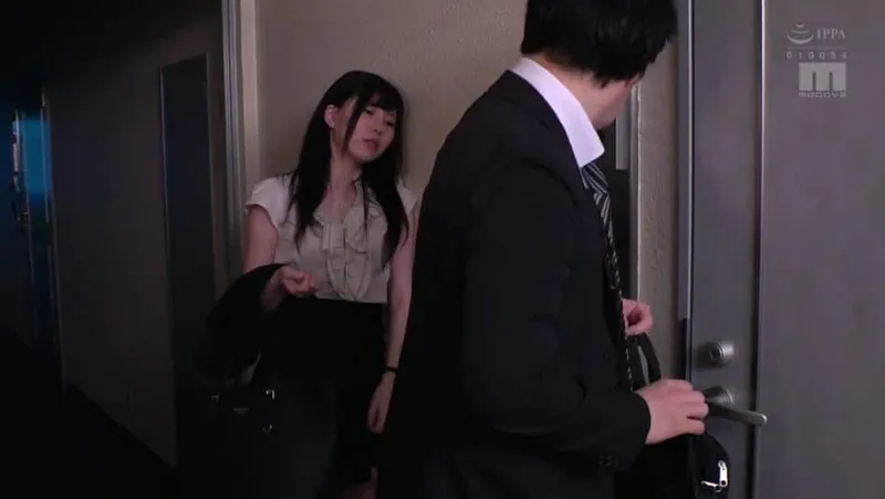 Vợ yêu nhà đối diện nhận nhầm tôi là ông xã trong một hôm say xỉn